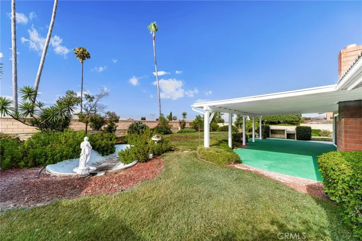 1348 Hickory, La Verne, California 91750