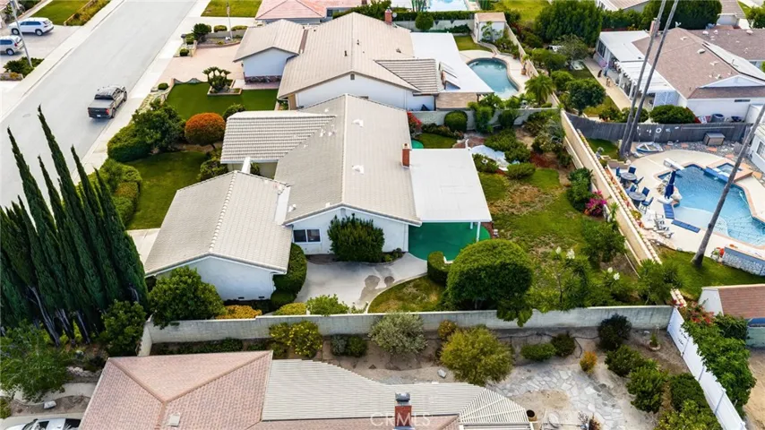 1348 Hickory, La Verne, California 91750