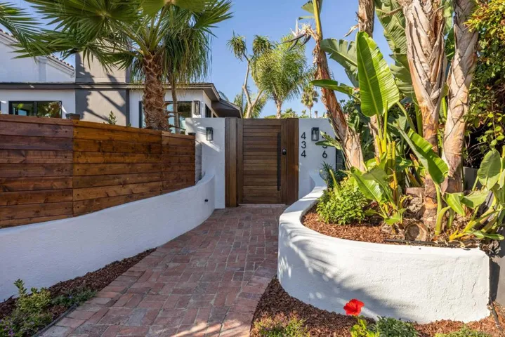 436 Bonair, La Jolla, California 92037