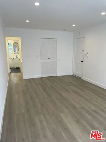 1254 N Orange Grove Avenue 4, Los Angeles, California 90046