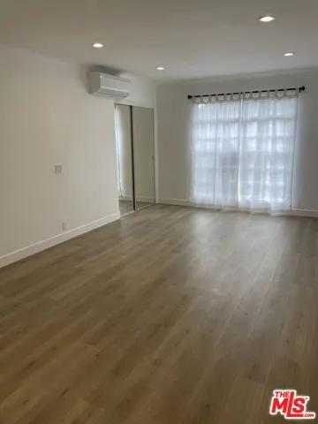 1254 N Orange Grove Avenue 4, Los Angeles, California 90046