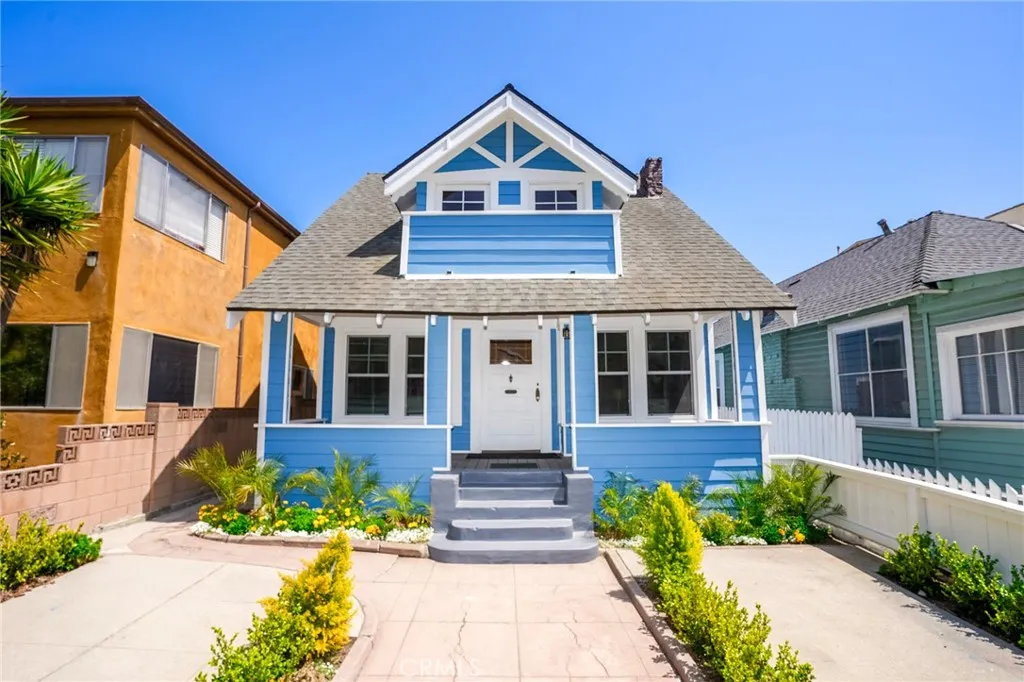 38 Dudley Ave