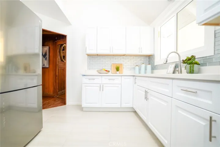38 Dudley Avenue, Venice, California 90291
