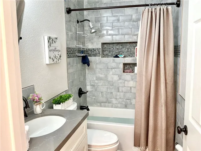 58319 Mountain View, Yucca Valley, California 92284