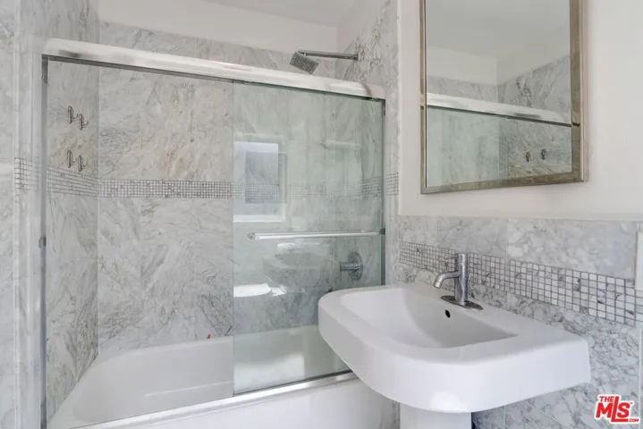 1398 N Serrano Avenue, Los Angeles, California 90027