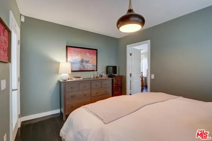 1398 N Serrano Avenue, Los Angeles, California 90027