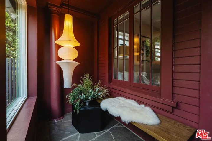 1398 N Serrano Avenue, Los Angeles, California 90027