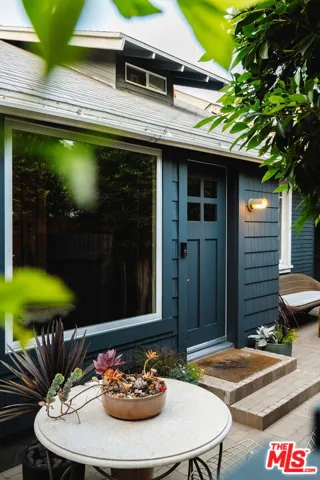 1398 N Serrano Avenue, Los Angeles, California 90027