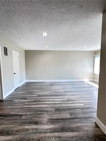 13520 Rye Street, Sherman Oaks, California 91423