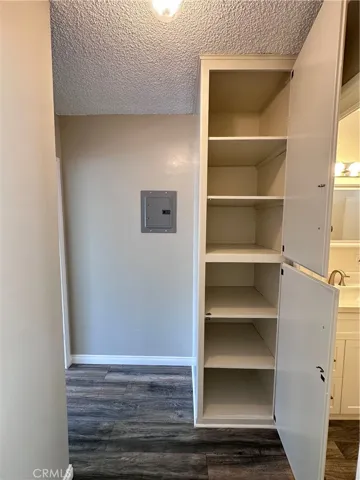 13520 Rye Street, Sherman Oaks, California 91423