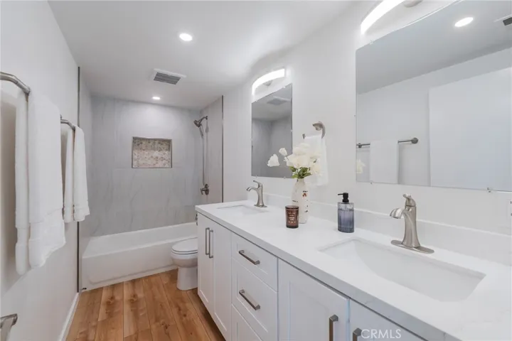 6002 Manorfield, Huntington Beach, California 92648