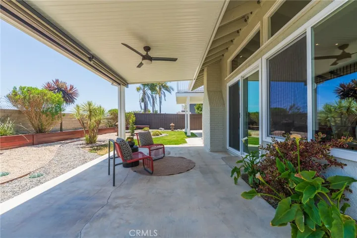 6002 Manorfield, Huntington Beach, California 92648