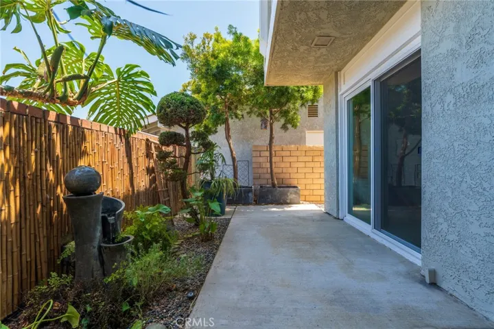6002 Manorfield, Huntington Beach, California 92648