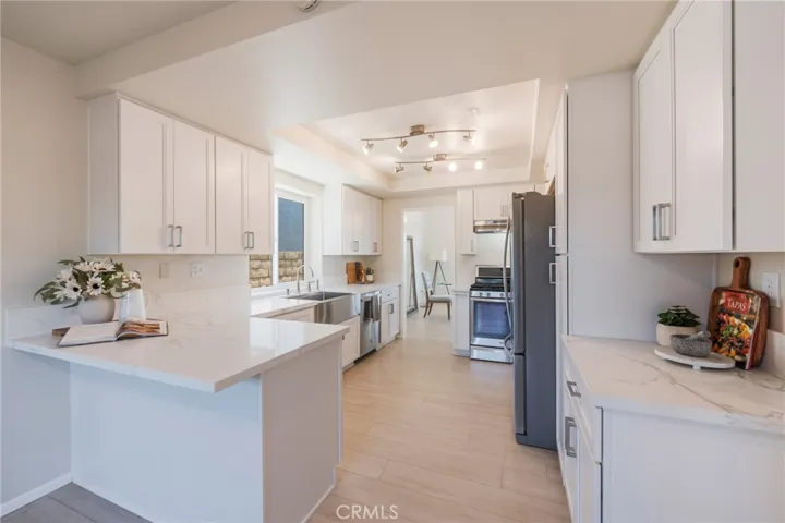 6002 Manorfield, Huntington Beach, California 92648