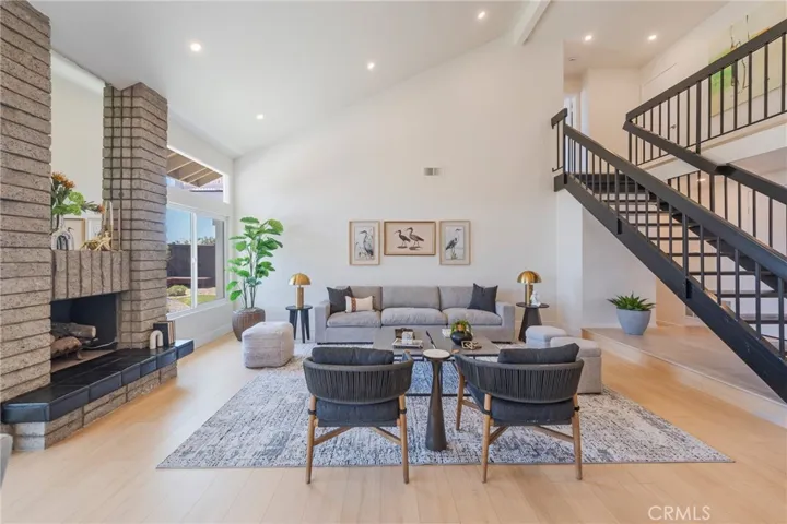 6002 Manorfield, Huntington Beach, California 92648