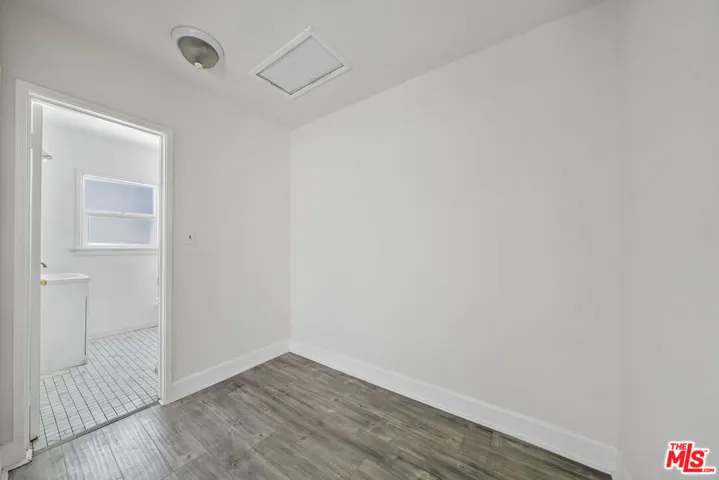 1238 S Beverly Glen Boulevard 10, Los Angeles, California 90024