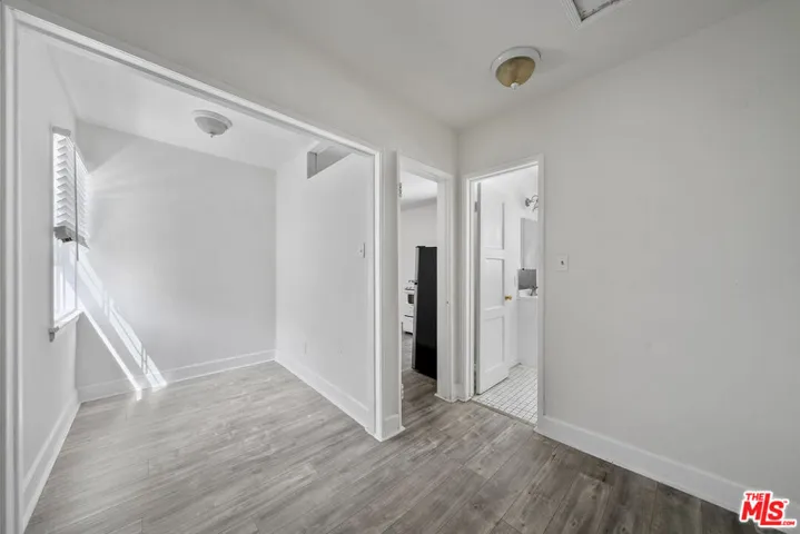 1238 S Beverly Glen Boulevard 10, Los Angeles, California 90024