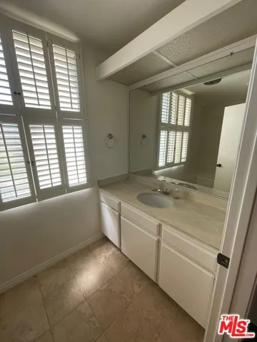 4080 Via Marisol 340, Los Angeles, California 90042