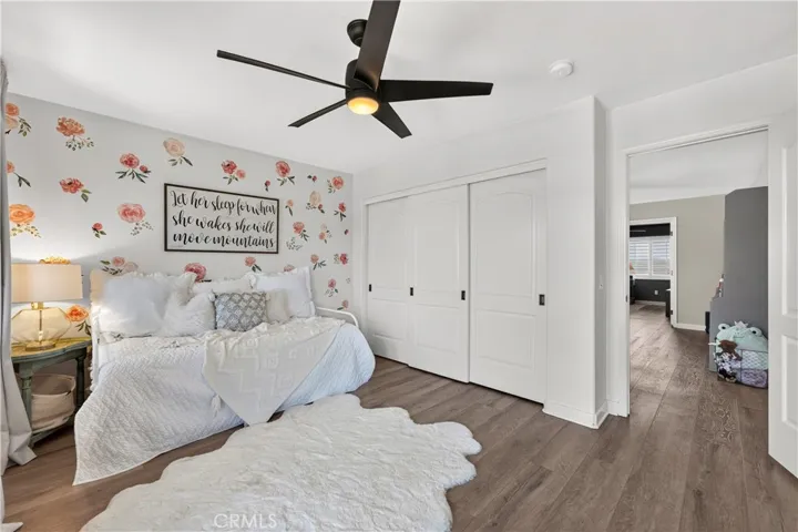 upstairs bed 2