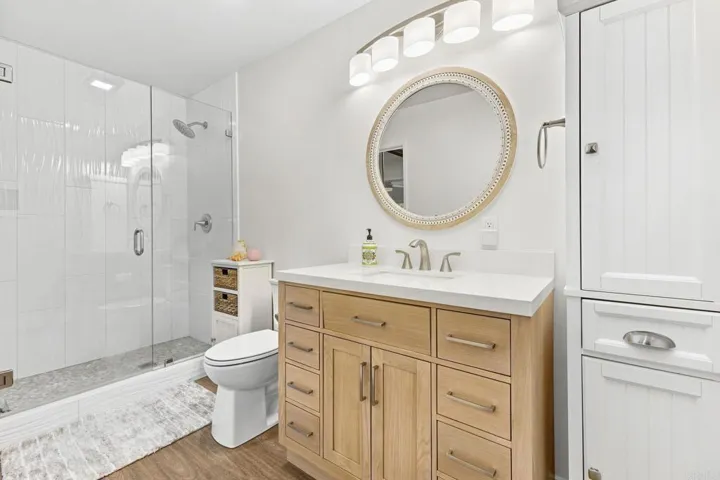 2033 Shadytree Lane, Encinitas, California 92024