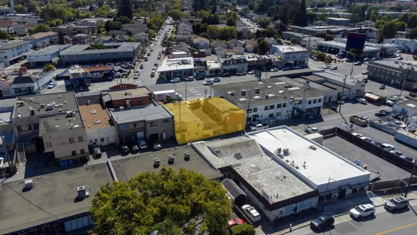 22772283 South El Camino Real, San Mateo, California 94403