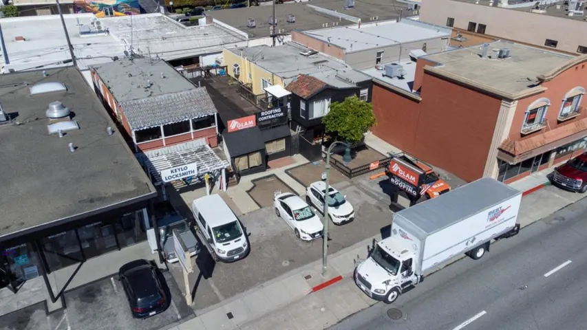 22772283 South El Camino Real, San Mateo, California 94403