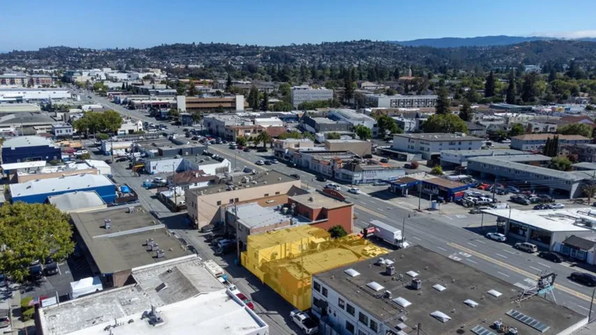 22772283 South El Camino Real, San Mateo, California 94403