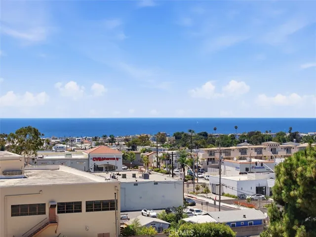 935 1st Street B, Hermosa Beach, California 90254