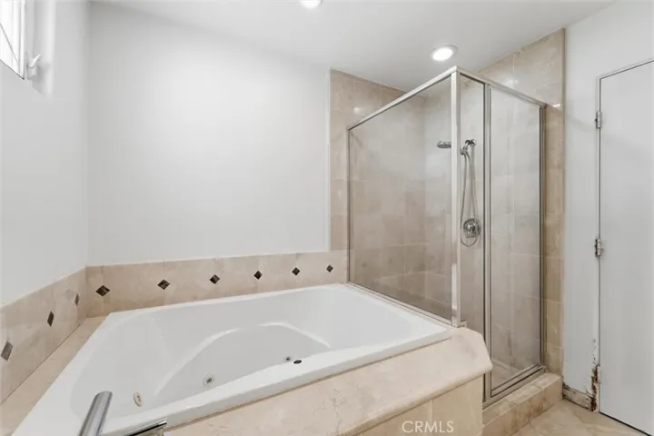 935 1st Street B, Hermosa Beach, California 90254