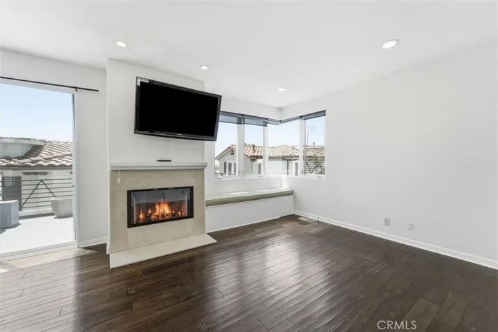 935 1st Street B, Hermosa Beach, California 90254