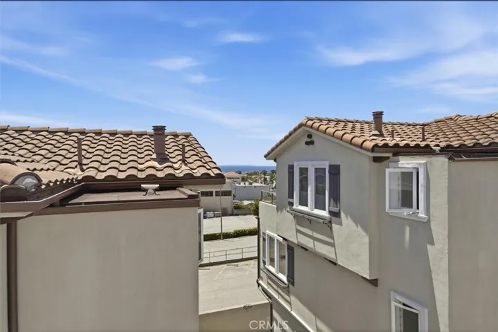 935 1st Street B, Hermosa Beach, California 90254
