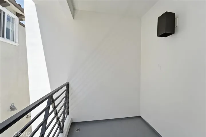 935 1st Street B, Hermosa Beach, California 90254