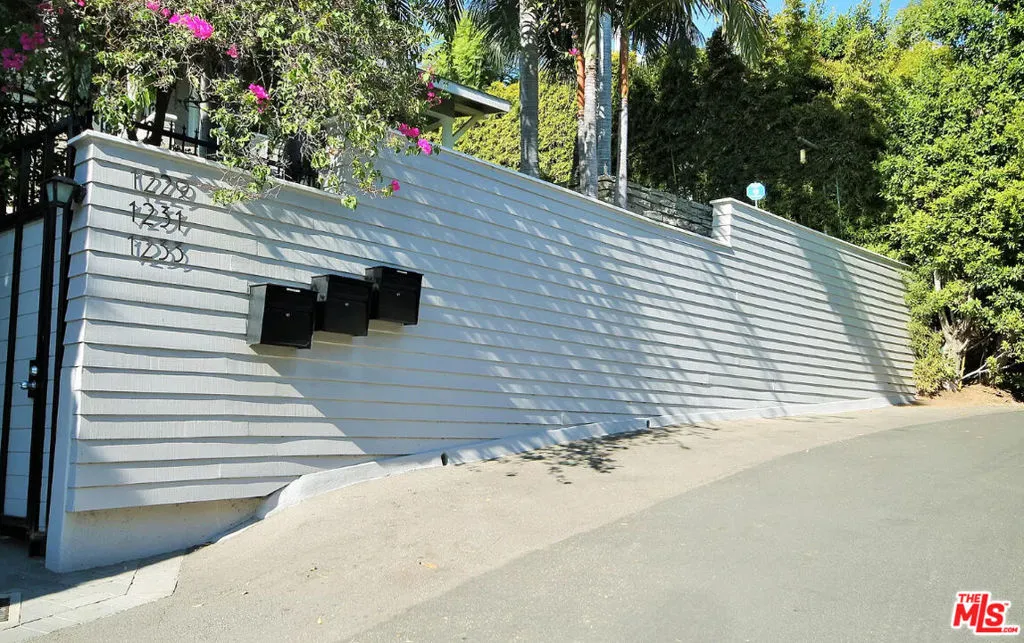 Property Exterior - Street Vie