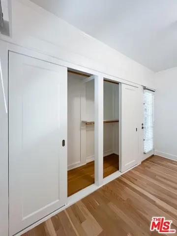 1233 Ozeta Terrace, Los Angeles, California 90069