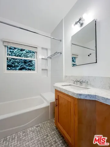 1233 Ozeta Terrace, Los Angeles, California 90069