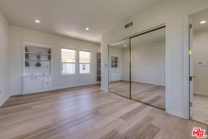 3791 Winford Drive, Tarzana, California 91356