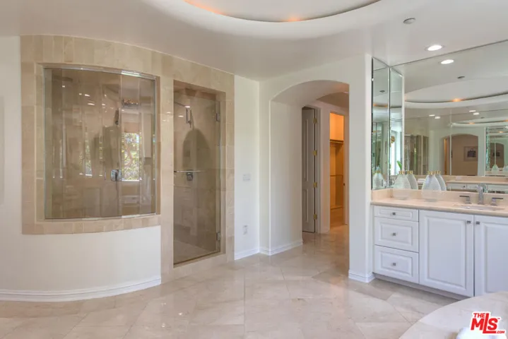 3791 Winford Drive, Tarzana, California 91356