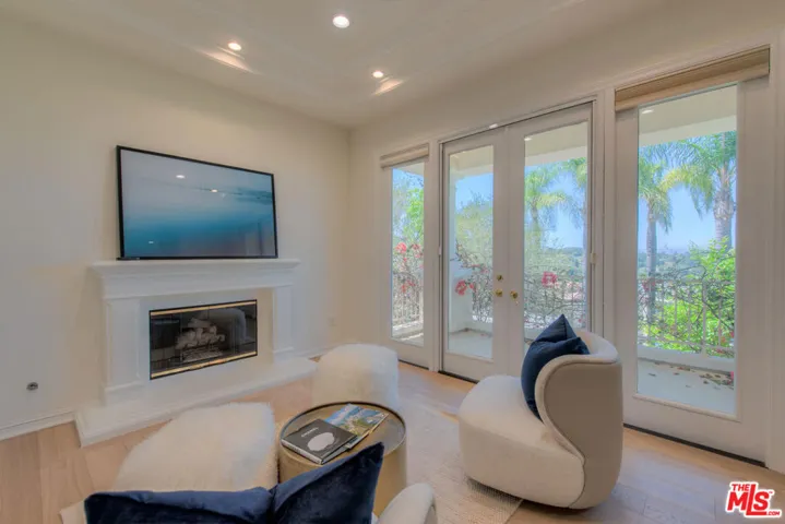 3791 Winford Drive, Tarzana, California 91356