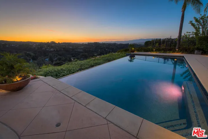 3791 Winford Drive, Tarzana, California 91356