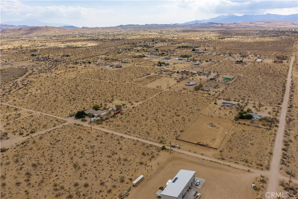 3786 Alta Avenue, Yucca Valley, California 92284 — photo 4