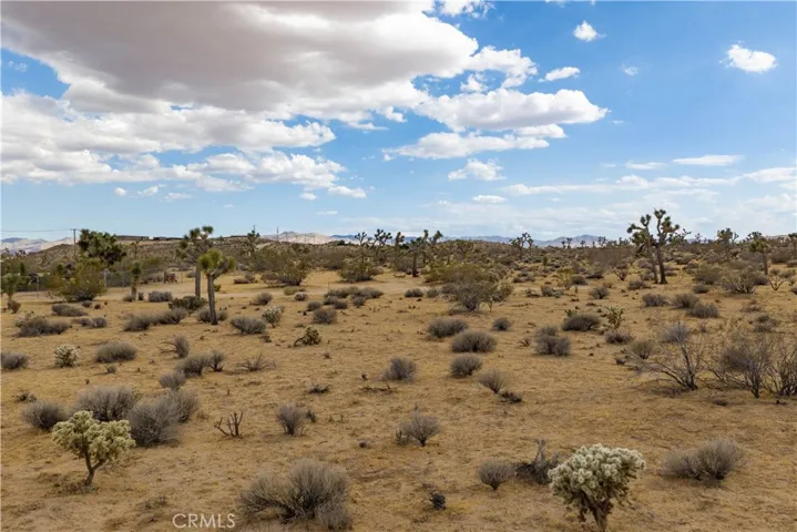 3786 Alta Avenue, Yucca Valley, California 92284