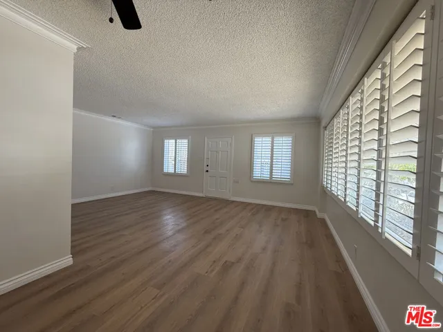 5908 S Fairfax Avenue, Los Angeles, California 90056