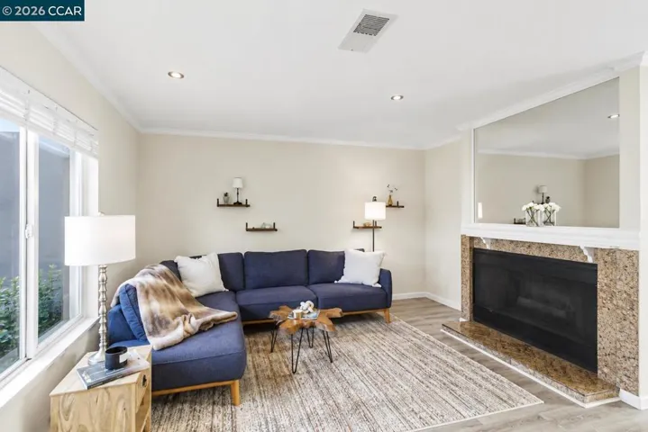 3370 Northwood Dr G, Concord, California 94520