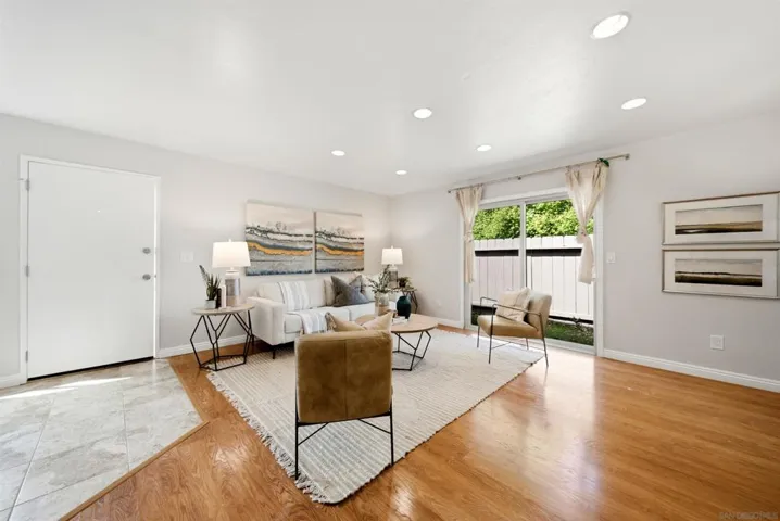 7828 Camino Raposa, San Diego, California 92122