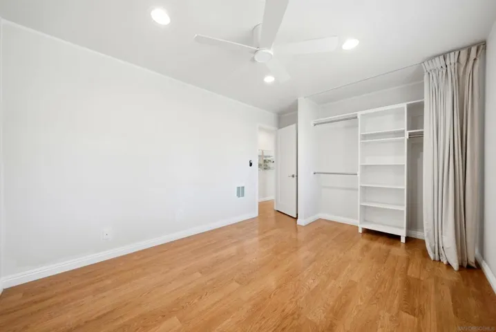 7828 Camino Raposa, San Diego, California 92122