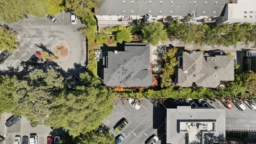 1270 University Drive, Menlo Park, California 94025