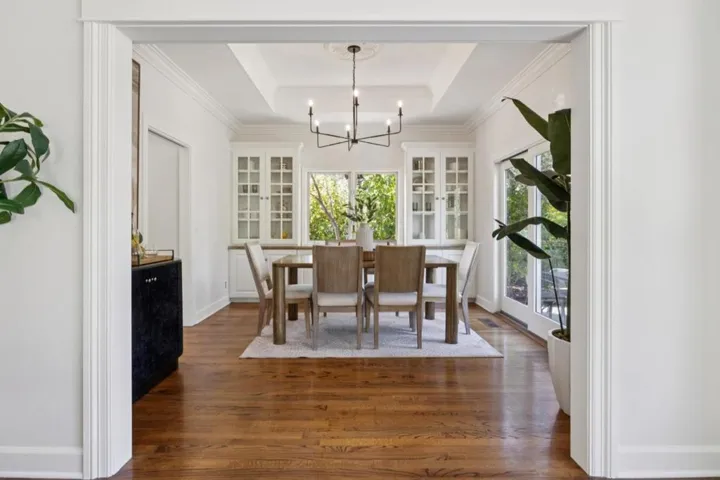1270 University Drive, Menlo Park, California 94025