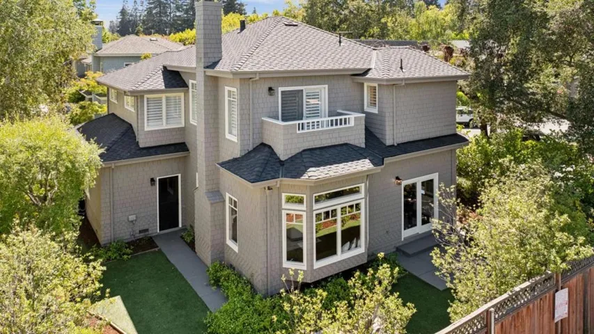 1270 University Drive, Menlo Park, California 94025