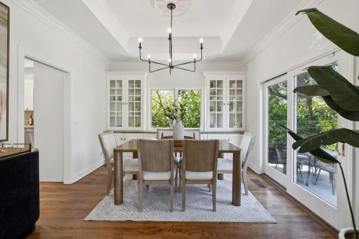 1270 University Drive, Menlo Park, California 94025