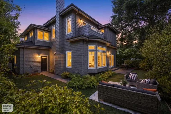 1270 University Drive, Menlo Park, California 94025